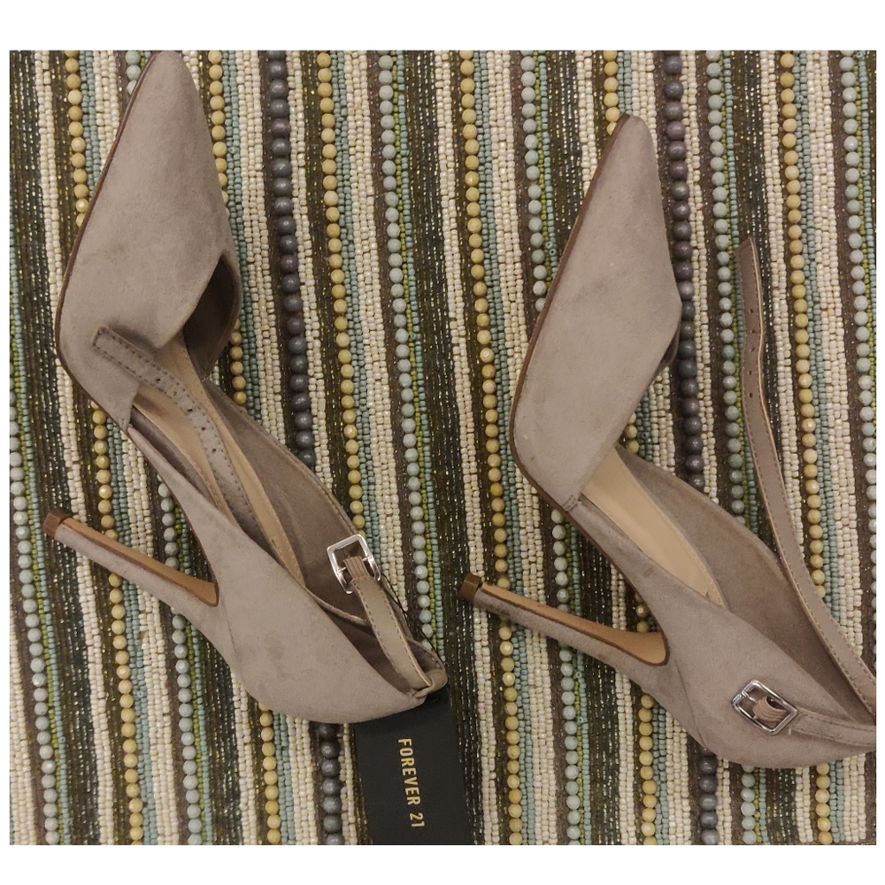💰SOLD💰Forever21new pumps - Picture 2 of 9